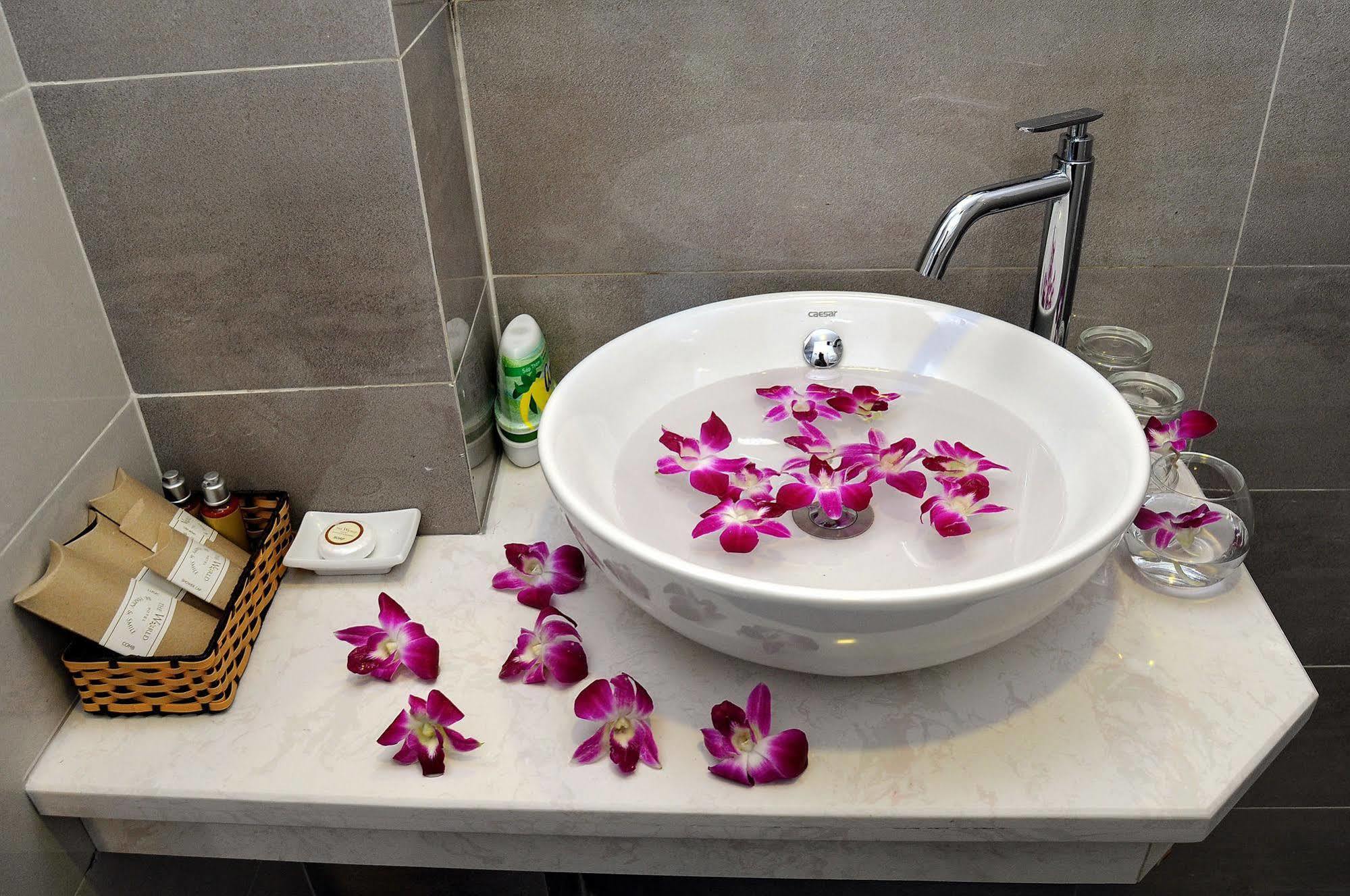Camellia Nhatrang Hotel На Транг Екстериор снимка